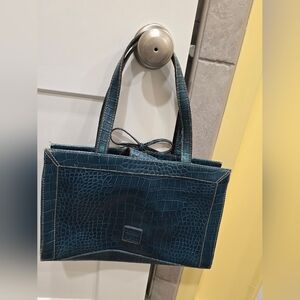 Elegant Aqua Blue Crocodile-Embossed Tote Bag Purse By Liz Claiborne